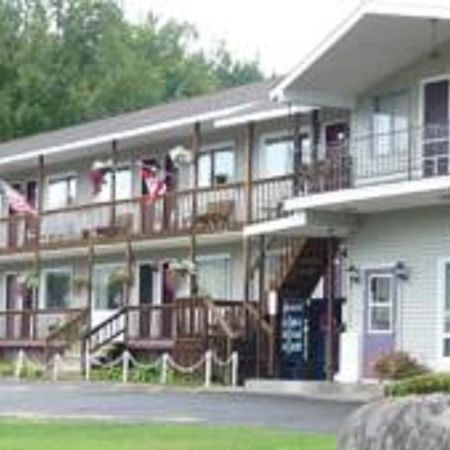 Legacy Inn & Suites Of Lake George Zewnętrze zdjęcie