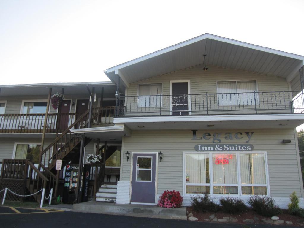 Legacy Inn & Suites Of Lake George Zewnętrze zdjęcie